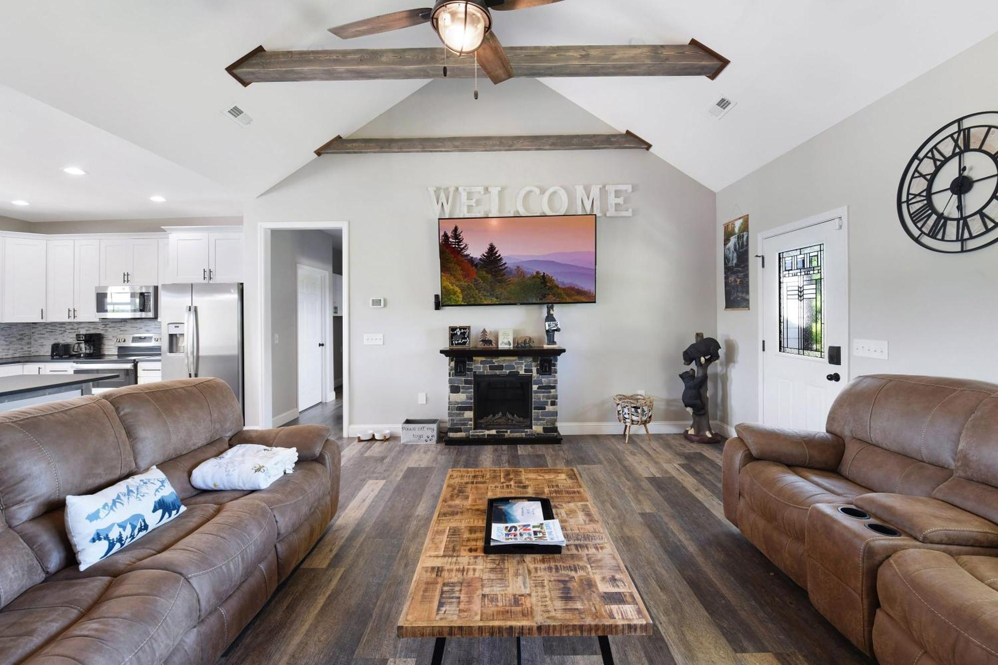 H2Oasis Incredible Pool Retreat With Mountains Views! Villa Sevierville Eksteriør billede