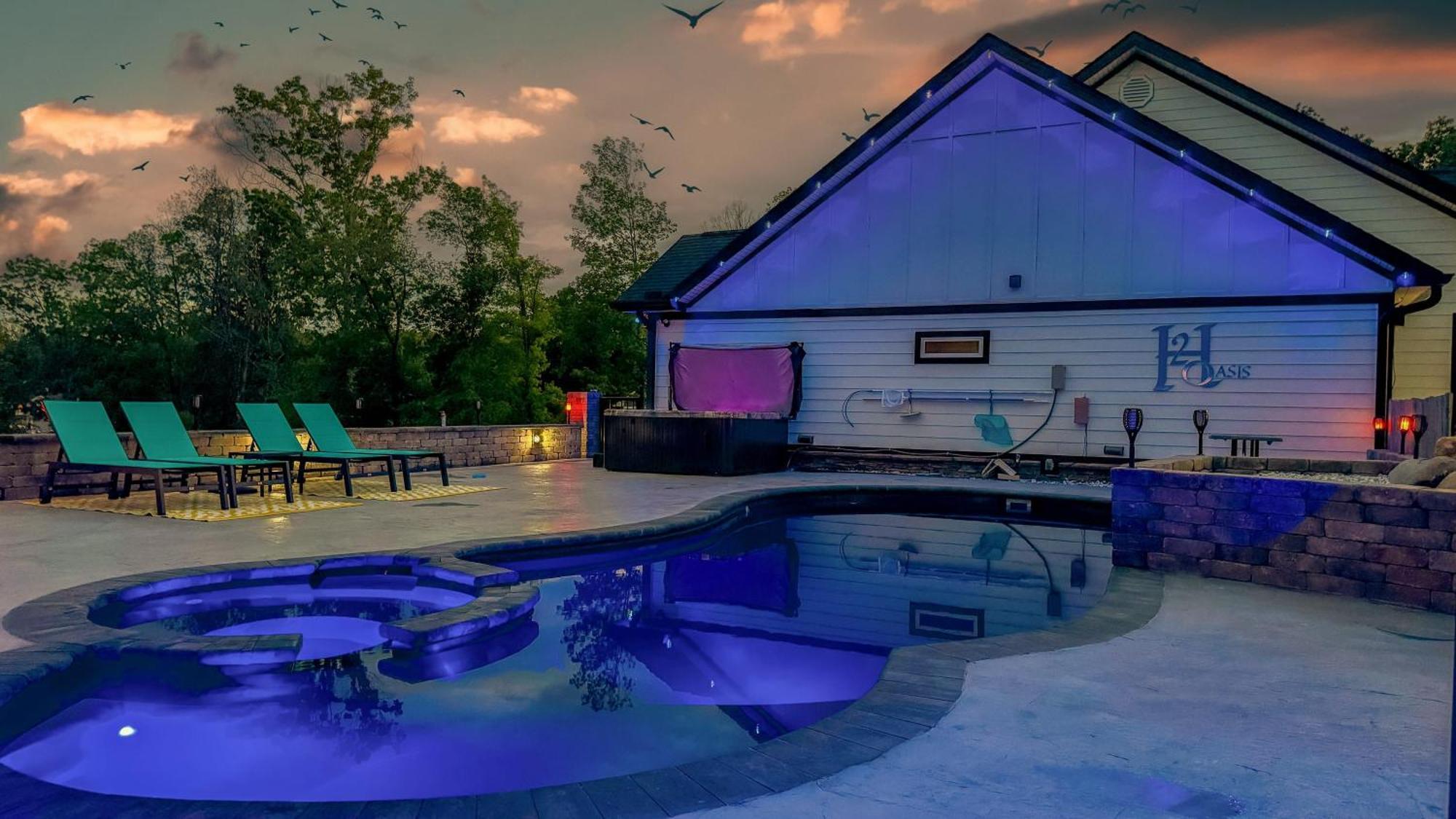 H2Oasis Incredible Pool Retreat With Mountains Views! Villa Sevierville Eksteriør billede